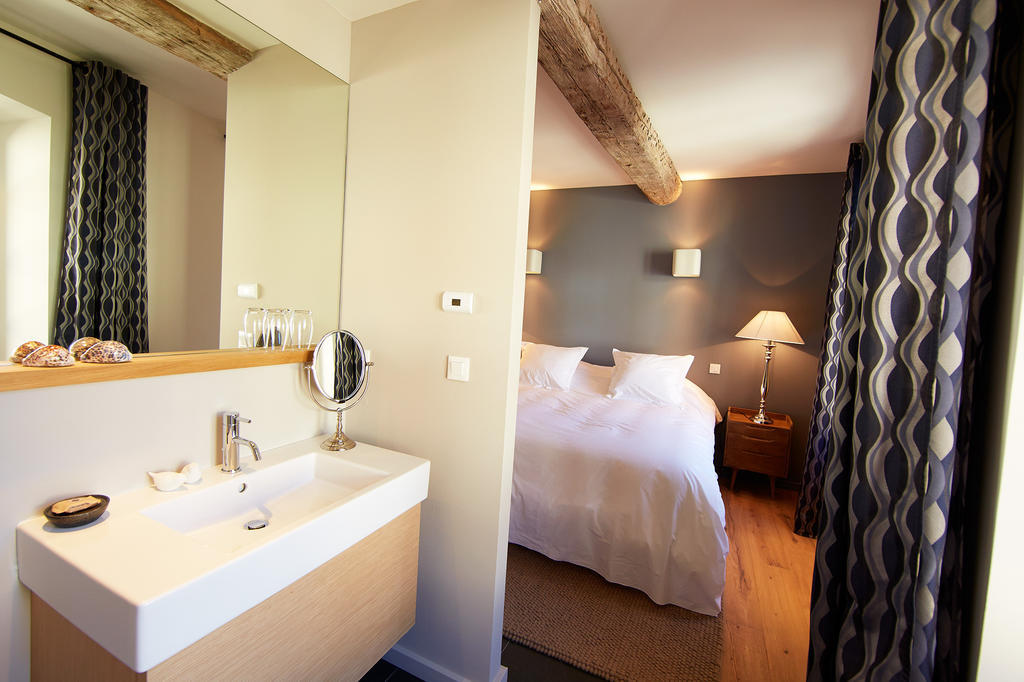 Les Chambres De L'Oustalet, Chambres D'Hotes Et Restaurant Etoile Gigondas Værelse billede